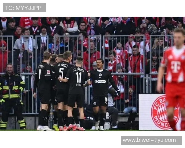 尤文图斯冬窗瞄准格雷罗拜仁需先签替代者才能放人